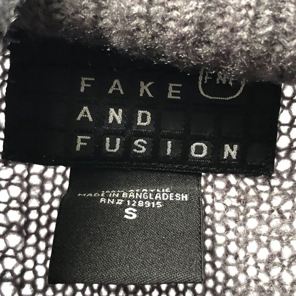 Trendy boho open knit ruffle charcoal Cover Up Cardigan sweater S will fit M - Picture 3 of 8